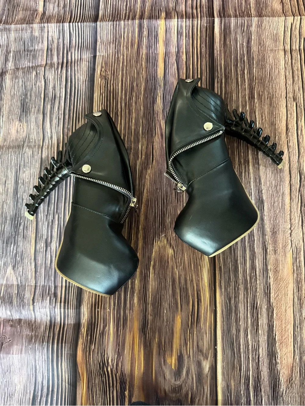 Show Story Platform Ankle Booties With Skeletal Spine Shaped Heel Size 8.5
